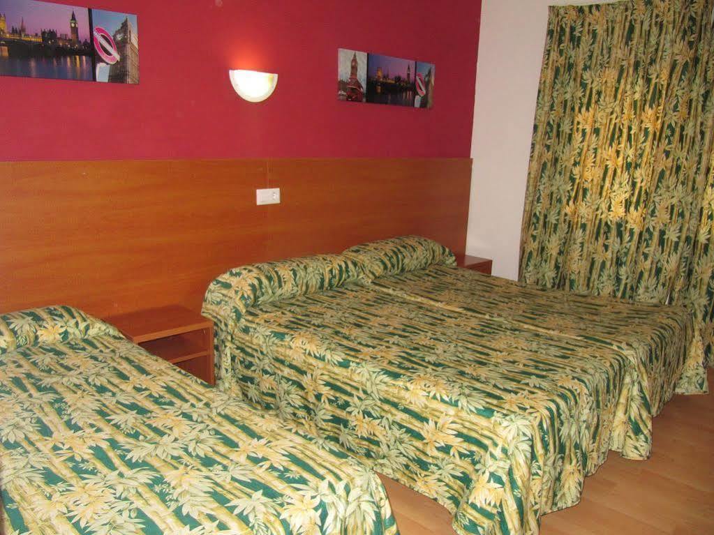Hostal Apartamento Moli De Mar Lloret De Mar 2*